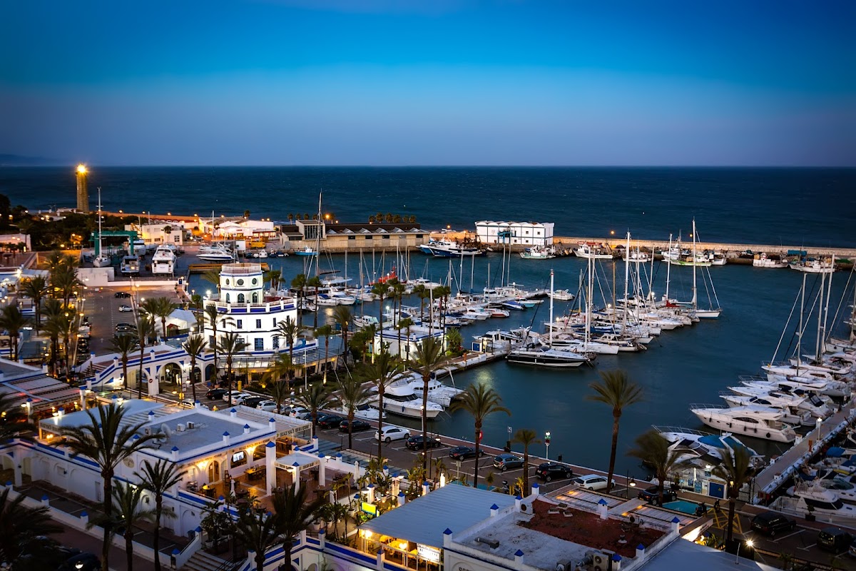 Puerto Deportivo de Estepona photo 2