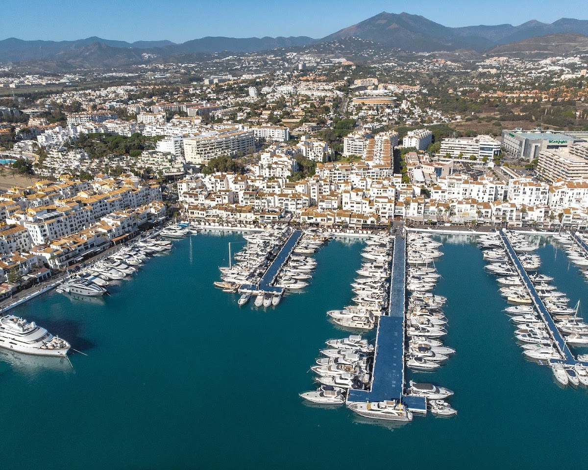 Puerto Banús photo 2