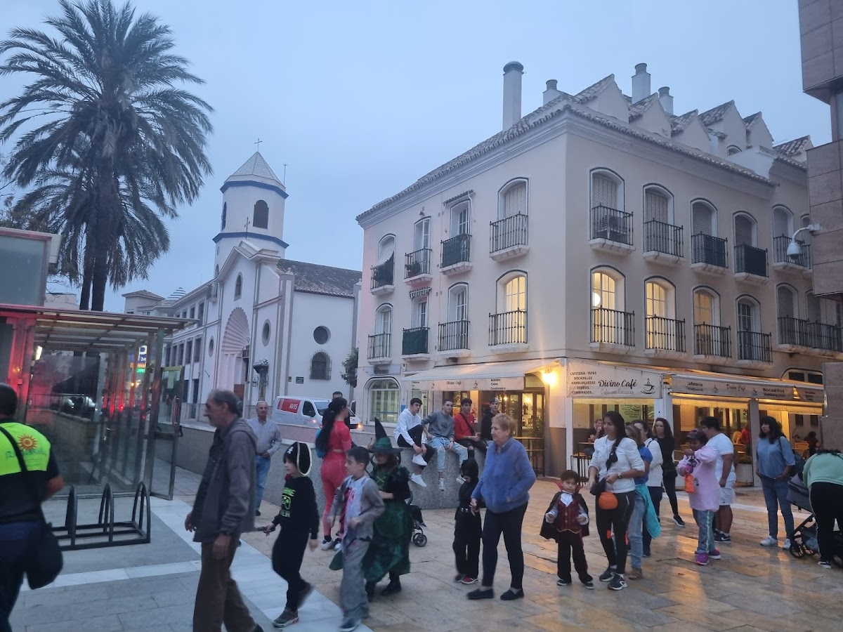 Plaza de España Fuengirola — parade starting point
