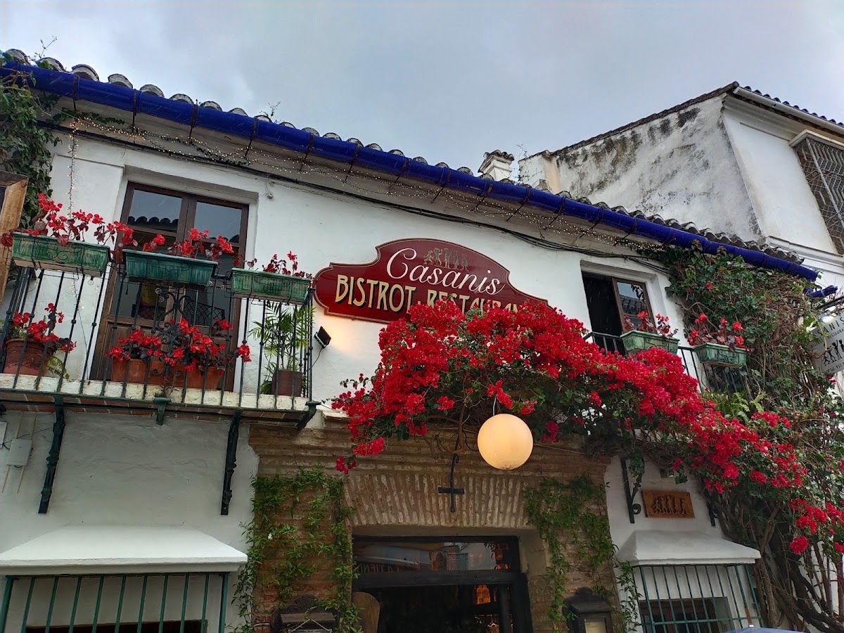 Casanis Bistrot Marbella photo 3