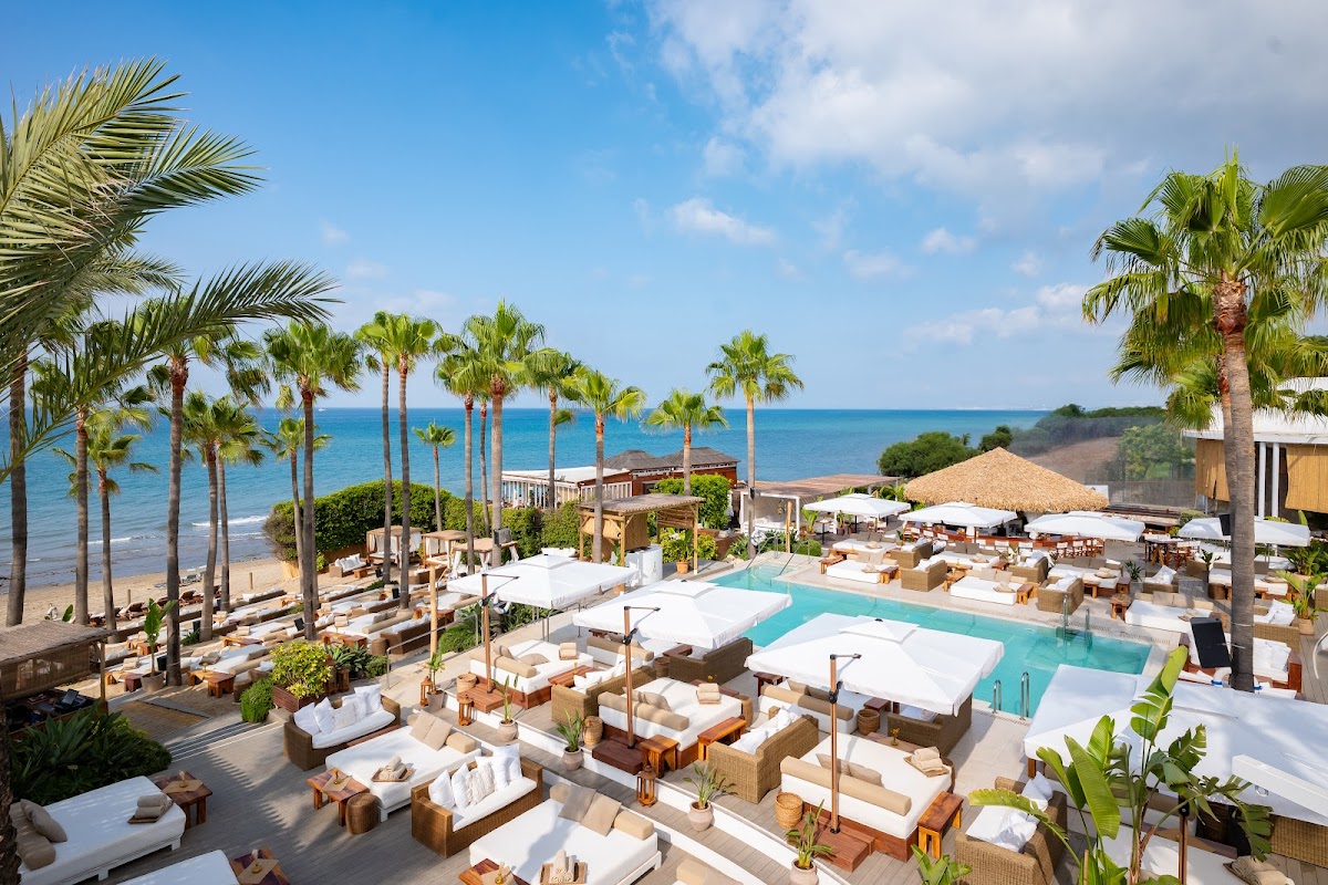 Het Beachclub Seizoen Is Begonnen: Eerste Openingen aan de Costa del Sol