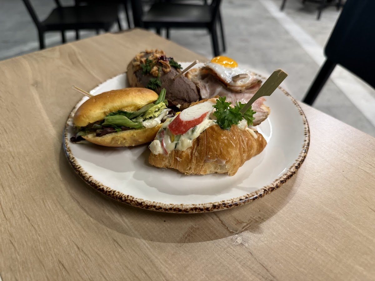 La Taberna del Pintxo Larios photo 4