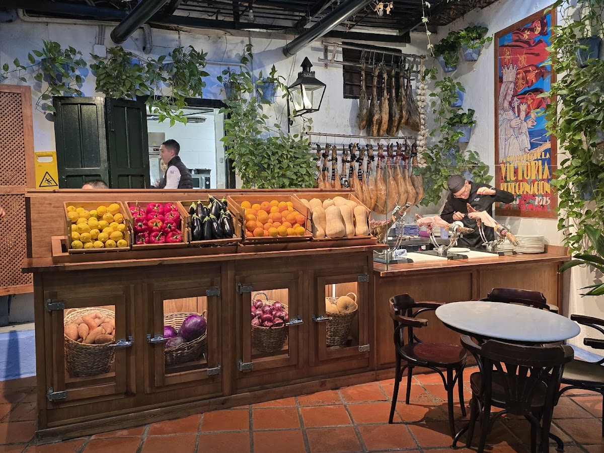Bodega El Pimpi photo 5