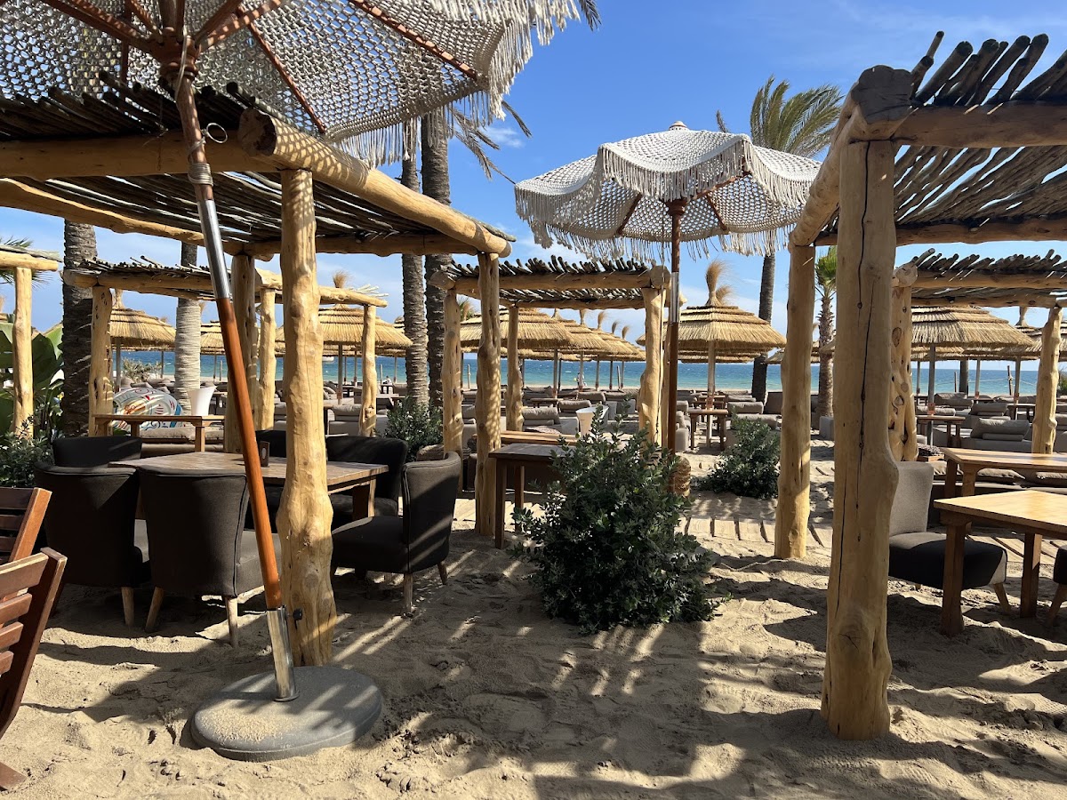 Playa Padre: Beach club & restaurant photo 3